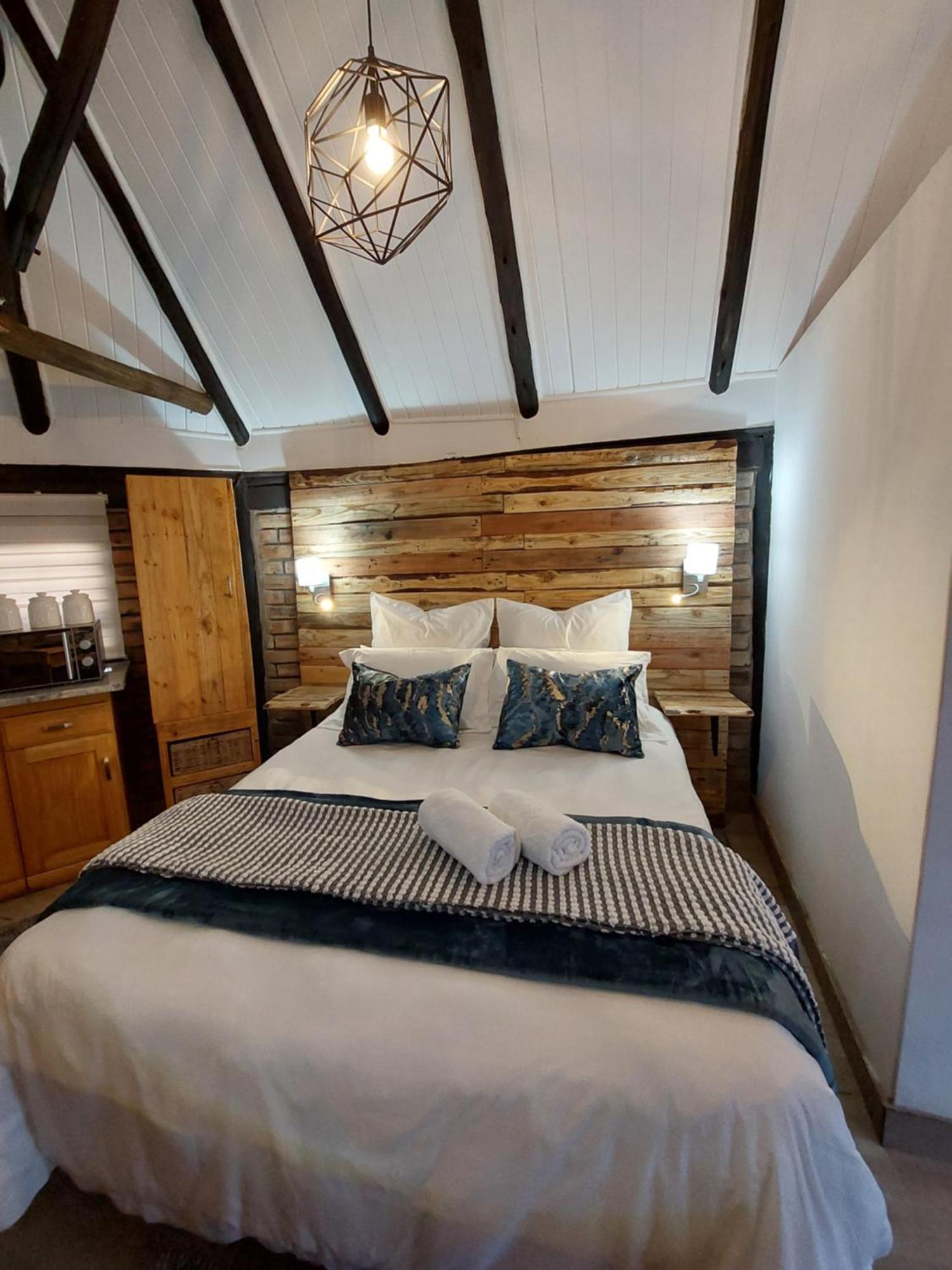 The Spare Room Cottage - Cosy And Private Блумфонтейн Екстер'єр фото